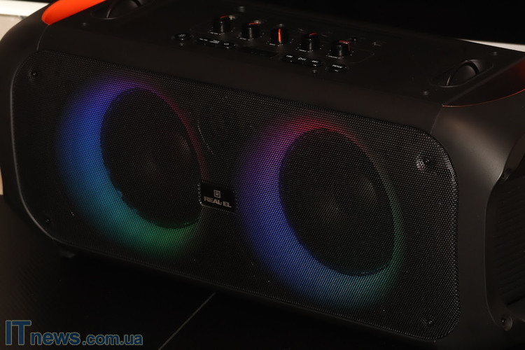 REAL-EL_X-795_portable_acoustics